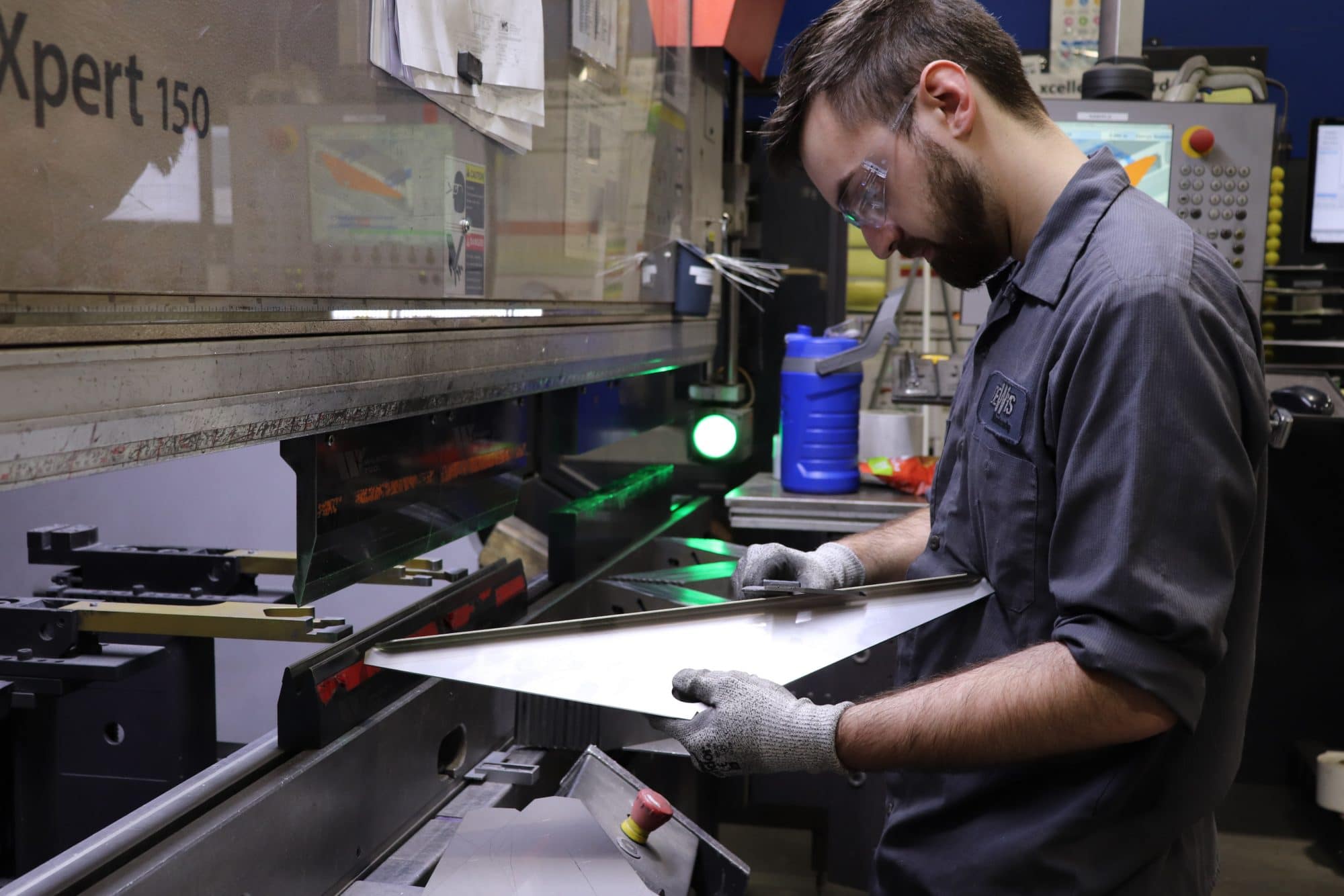 DeWys Manufacturing MI Chamber