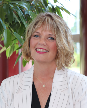 Tammy Bolt headshot